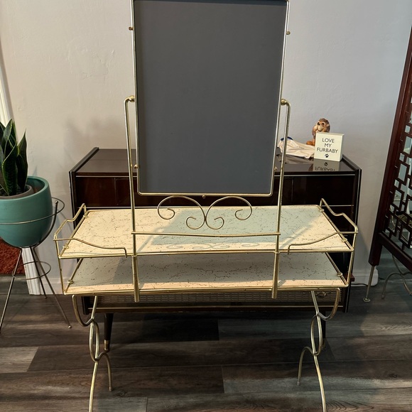 Hollywood Regency Vanity - Picture 5 of 7